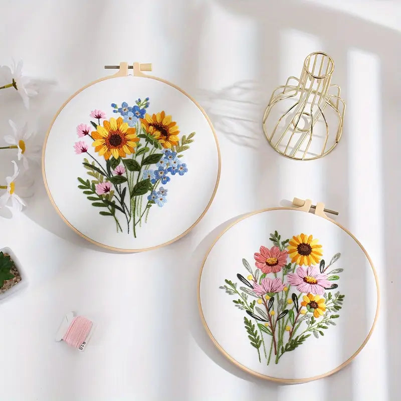 5pcs Colorful flowers Embroidery Kit for Beginners Modern, Easy Floral/Floral Art Kit with Hoop, DIY Starter Craft Kit for Adults, Gift for Her